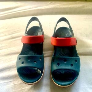 Crocs crocband navy red two band sandals size 13 unisex summer open toe
